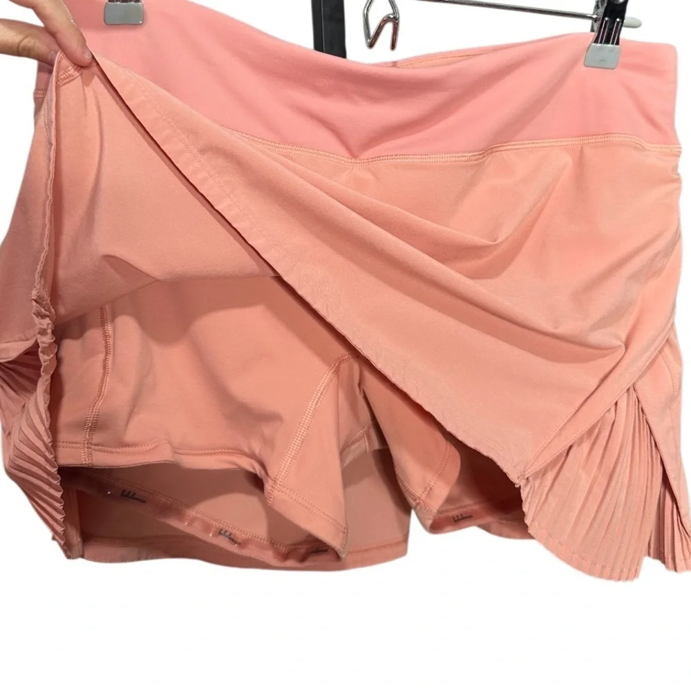 lululemon athletica flattering lululemon